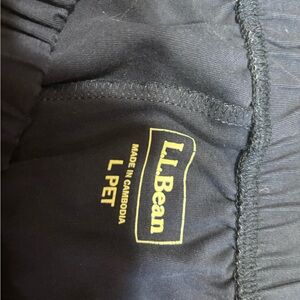 L.L. Bean Classic Blue Apparel size large pet